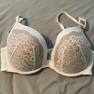 38DD Olga new with tags